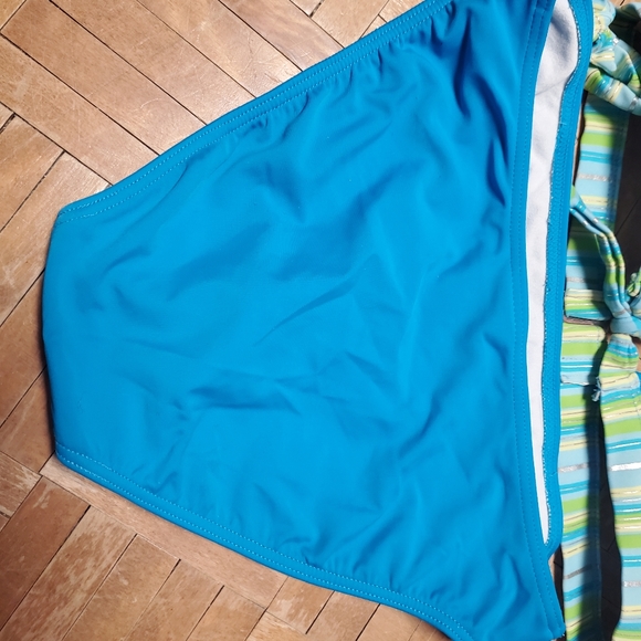 💥3 for $15💥 Bright Blue with Green stripes 2pc Bikini - Picture 5 of 8